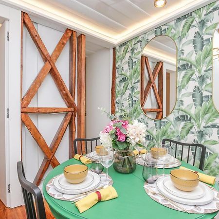 Golden Cage Chiado - Charm Historic And Cozy Apartment Lisbon Luaran gambar